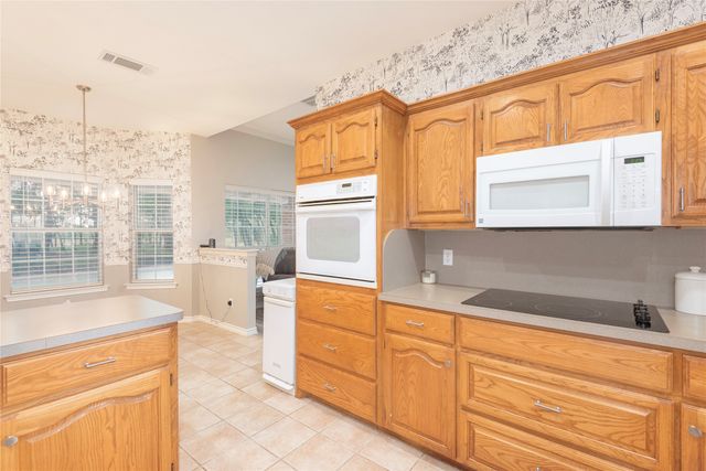 462 County Road 3335, Ladonia, TX 75449