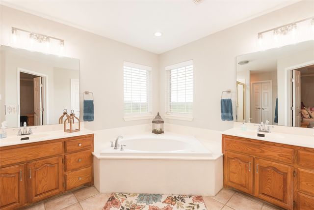 462 County Road 3335, Ladonia, TX 75449