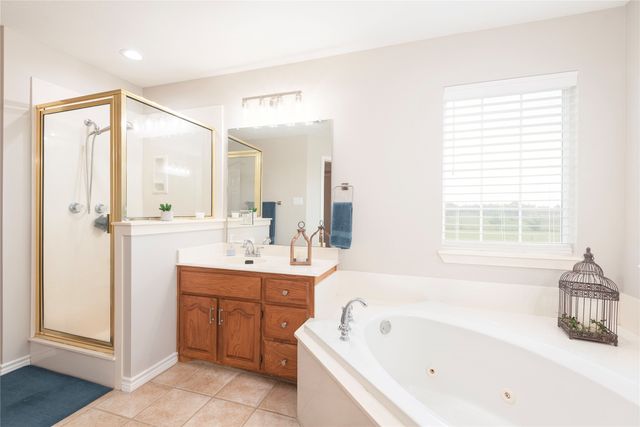 462 County Road 3335, Ladonia, TX 75449