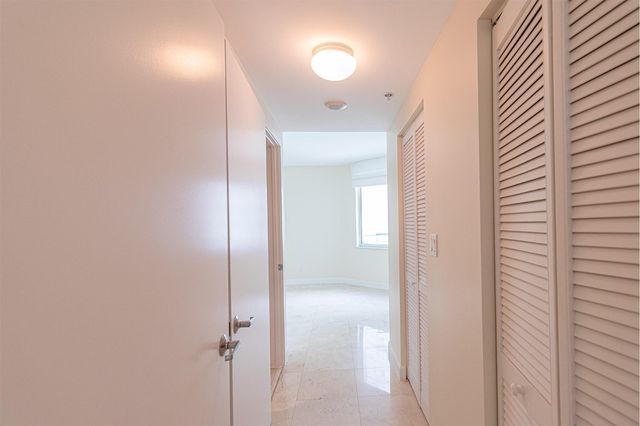 335 S Biscayne Boulevard 2400, Miami, FL 33131