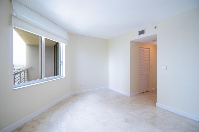 335 S Biscayne Boulevard 2400, Miami, FL 33131