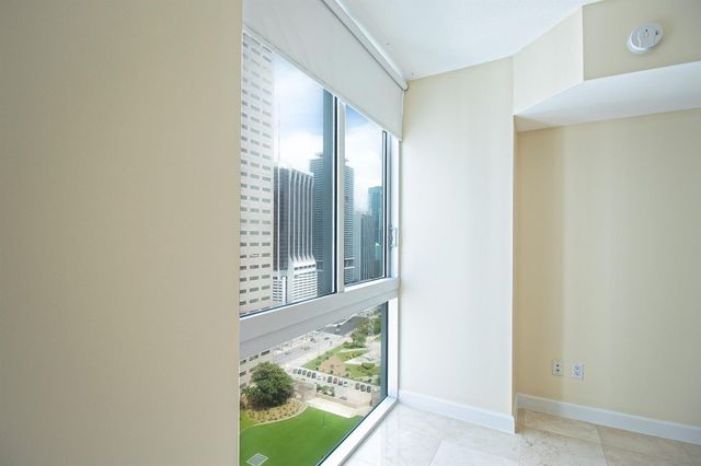 335 S Biscayne Boulevard 2400, Miami, FL 33131