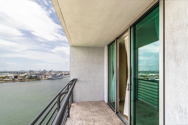 335 S Biscayne Boulevard 2400, Miami, FL 33131