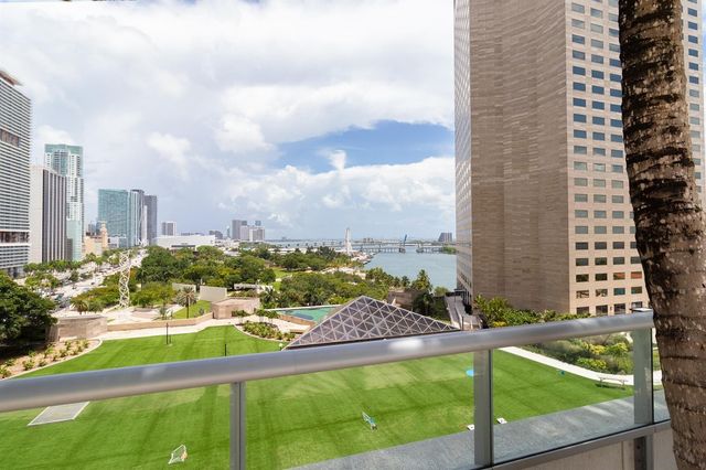 335 S Biscayne Boulevard 2400, Miami, FL 33131