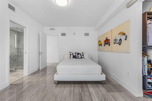 1451 Brickell Ave 1201, Miami, FL 33131