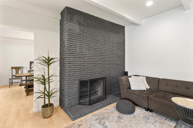 2032 Mission Ave, Carmichael, CA 95608