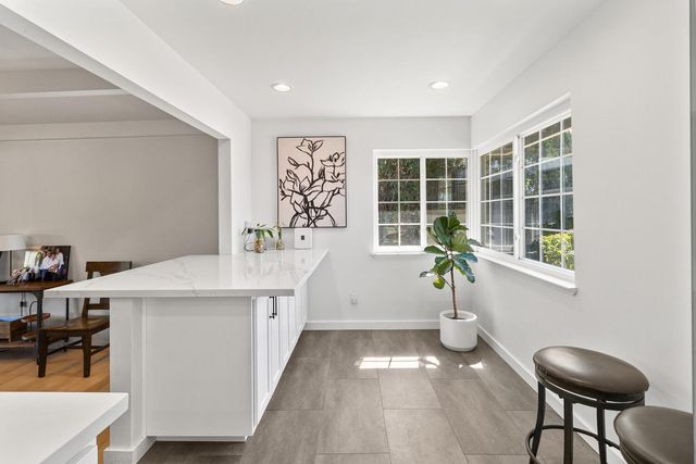 2032 Mission Ave, Carmichael, CA 95608