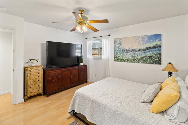 2032 Mission Ave, Carmichael, CA 95608