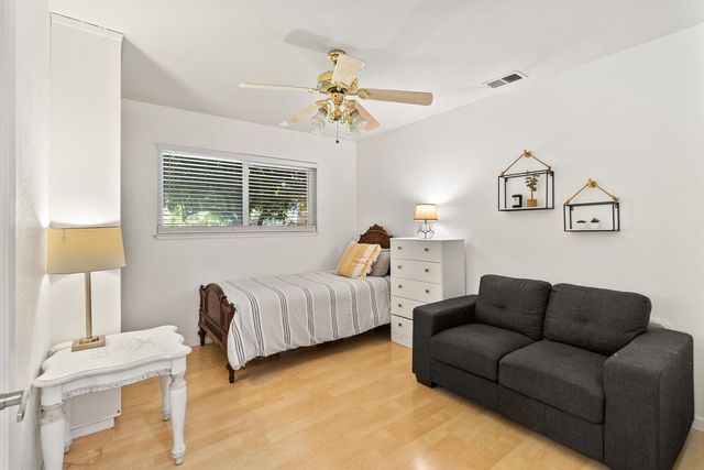 2032 Mission Ave, Carmichael, CA 95608