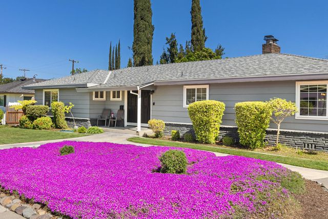 2032 Mission Ave, Carmichael, CA 95608