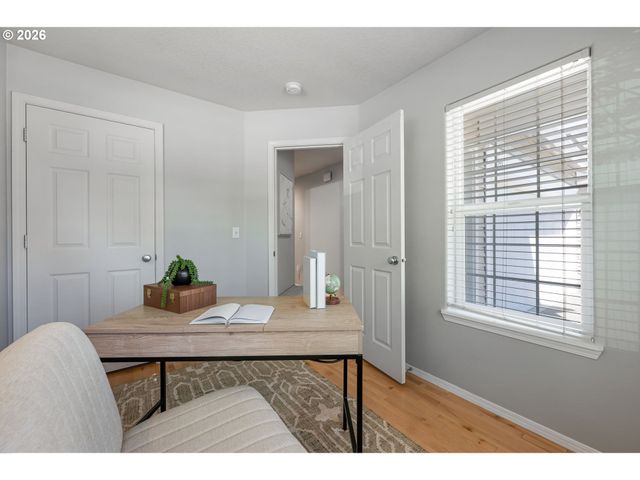 17349 Nw CAMELBACK Ln, Beaverton, OR 97006