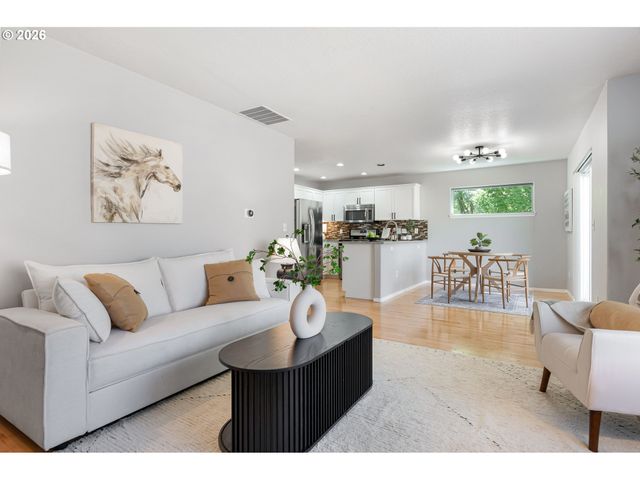 17349 Nw CAMELBACK Ln, Beaverton, OR 97006