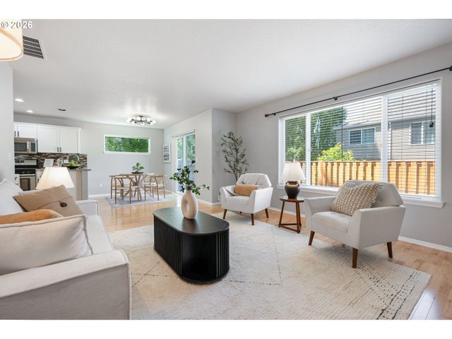 17349 Nw CAMELBACK Ln, Beaverton, OR 97006