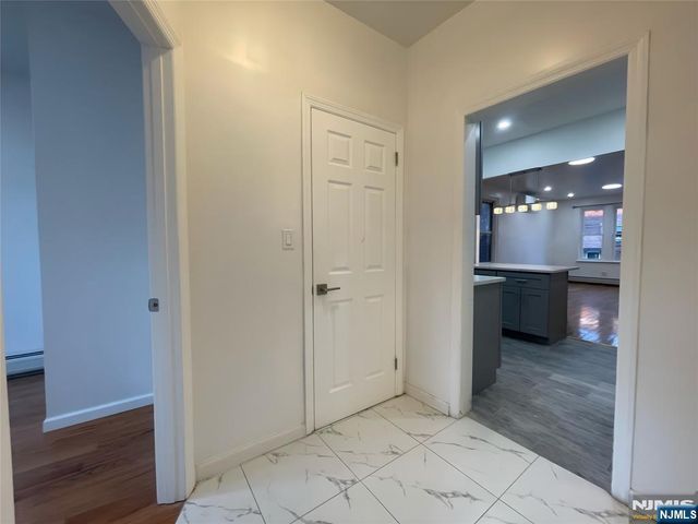 3 Henry Street 1, Jersey City, NJ 07306