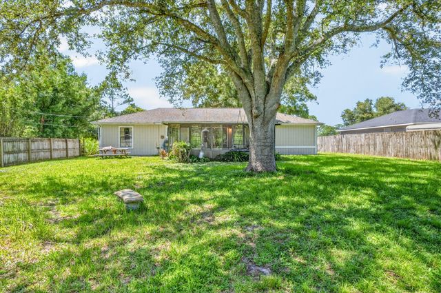 1034 UTAH Street SE, Palm Bay, FL 32909