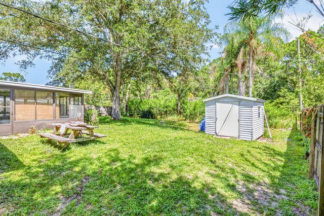 1034 UTAH Street SE, Palm Bay, FL 32909