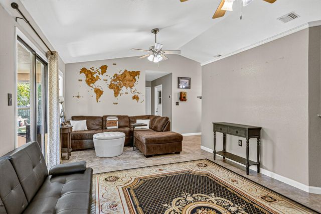 1034 UTAH Street SE, Palm Bay, FL 32909