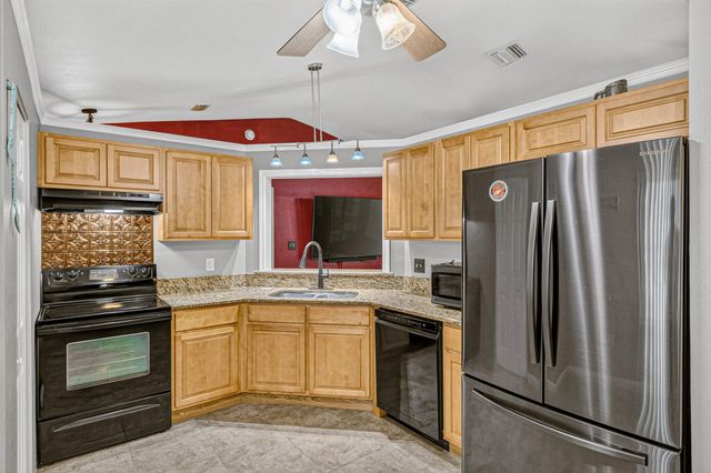 1034 UTAH Street SE, Palm Bay, FL 32909