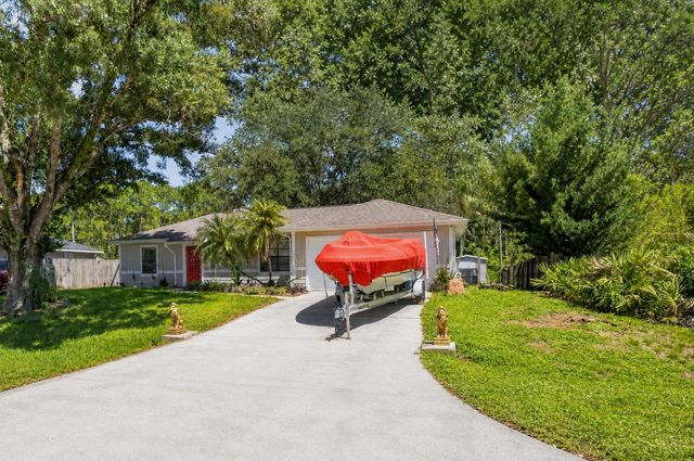1034 UTAH Street SE, Palm Bay, FL 32909