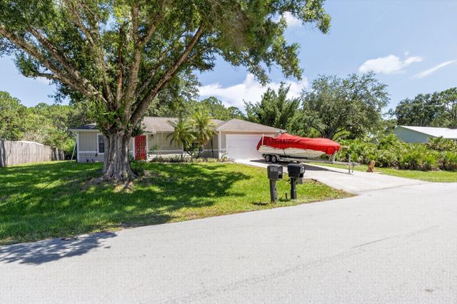 1034 UTAH Street SE, Palm Bay, FL 32909