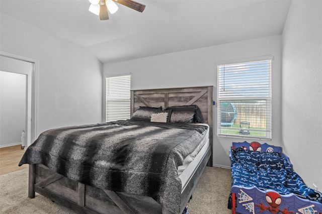 339 Euclid LN, Kyle, TX 78640