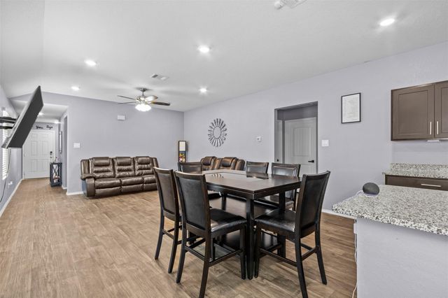339 Euclid LN, Kyle, TX 78640