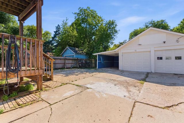 637 S SPENCER Street, Aurora, IL 60505