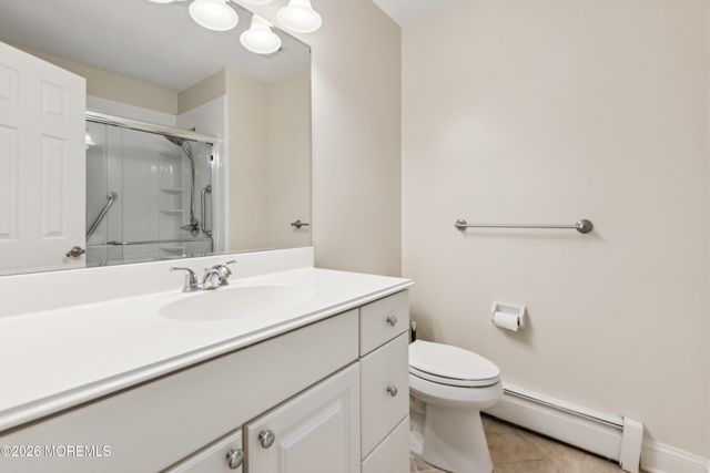 20 Elkton Court, Toms River, NJ 08757