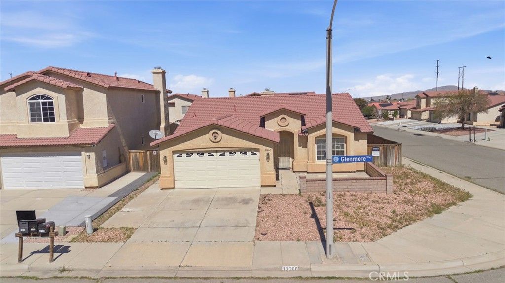 13668 Glenmere, Victorville, CA 92392