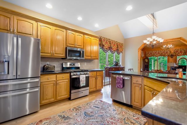77 Tally Cove Road, Jasper, GA 30143