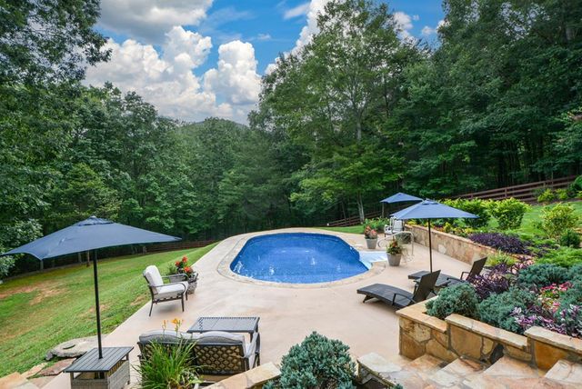 77 Tally Cove Road, Jasper, GA 30143