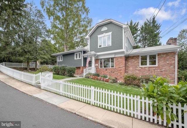 39 WELLESLEY CIR, Glen Echo, MD 20812