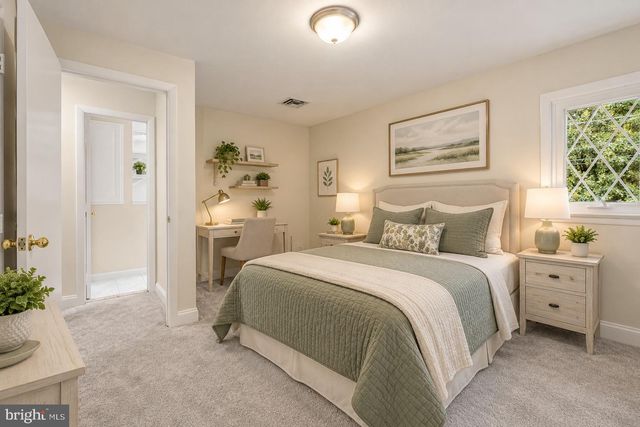 39 WELLESLEY CIR, Glen Echo, MD 20812
