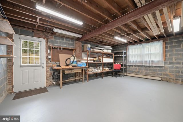 39 WELLESLEY CIR, Glen Echo, MD 20812