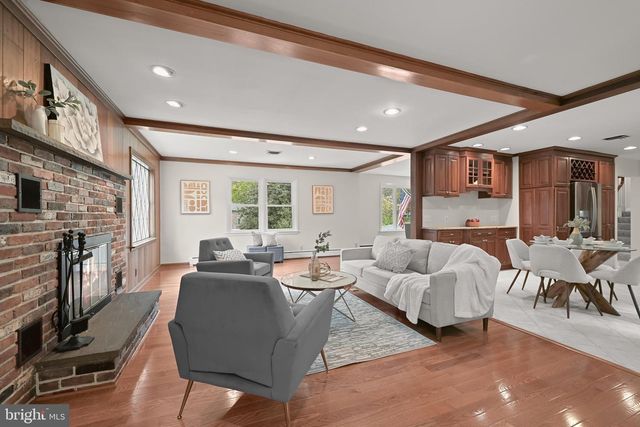 39 WELLESLEY CIR, Glen Echo, MD 20812