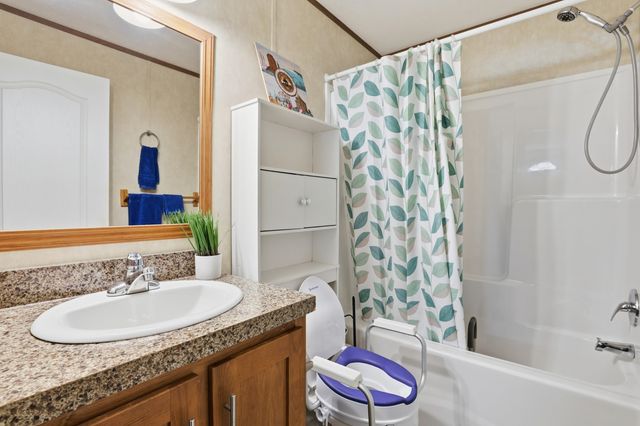 76 Goldrush Lane, Rochester, NH 03868