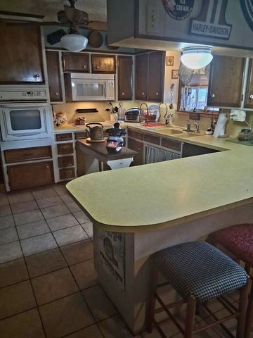 13286 County Road 285, Tyler, TX 75707