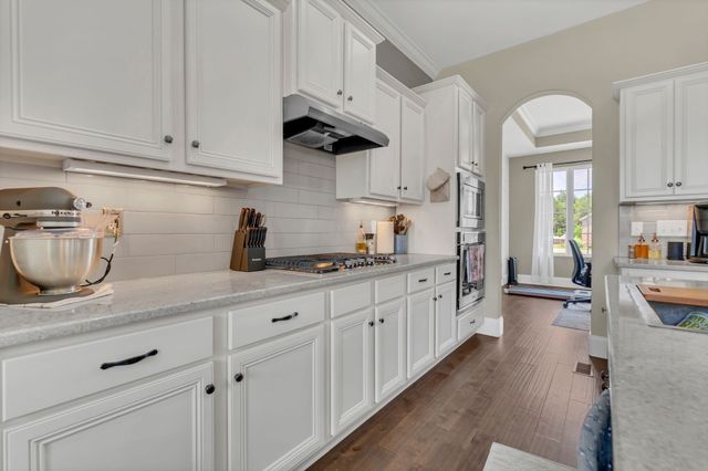 7121 Springwater St, Smyrna, TN 37167