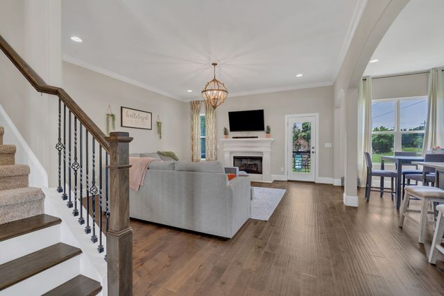 7121 Springwater St, Smyrna, TN 37167