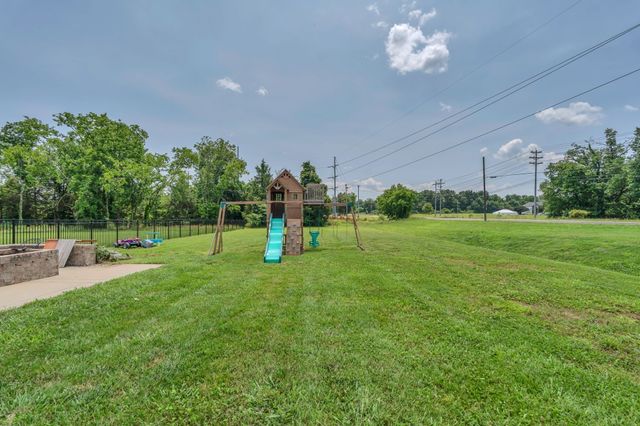 7121 Springwater St, Smyrna, TN 37167