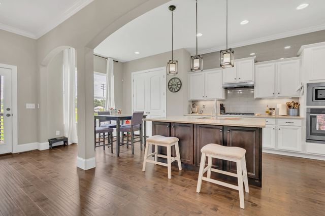 7121 Springwater St, Smyrna, TN 37167