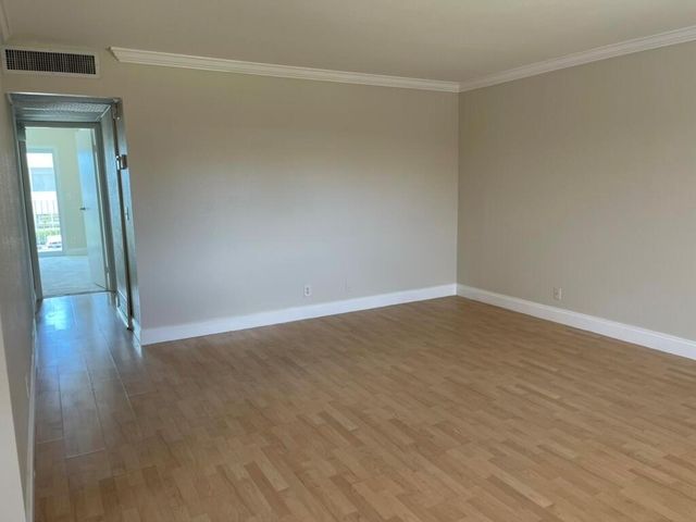 472 Saxony J, Delray Beach, FL 33446