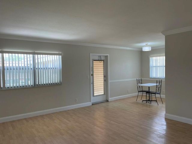 472 Saxony J, Delray Beach, FL 33446