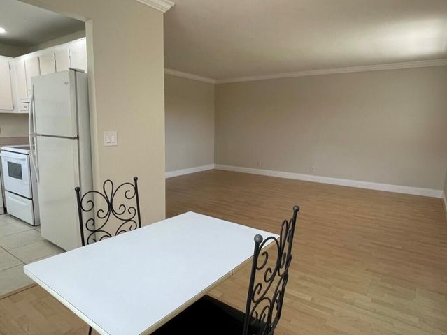 472 Saxony J, Delray Beach, FL 33446