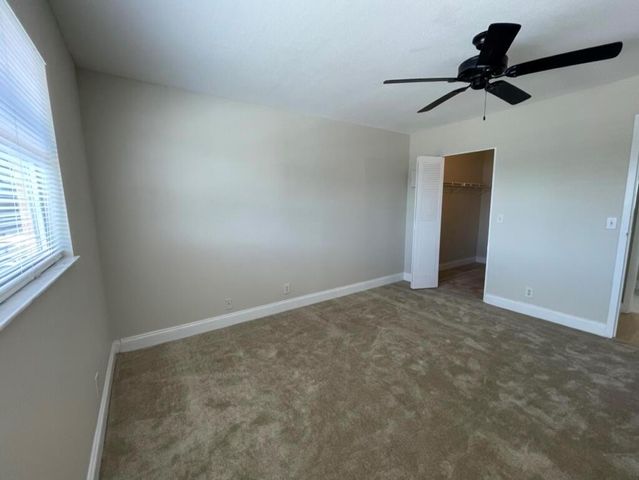 472 Saxony J, Delray Beach, FL 33446