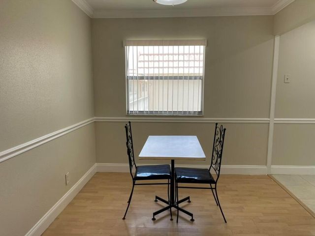 472 Saxony J, Delray Beach, FL 33446