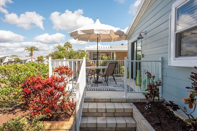 707 TANGERINE WOODS BOULEVARD, Englewood, FL 34223