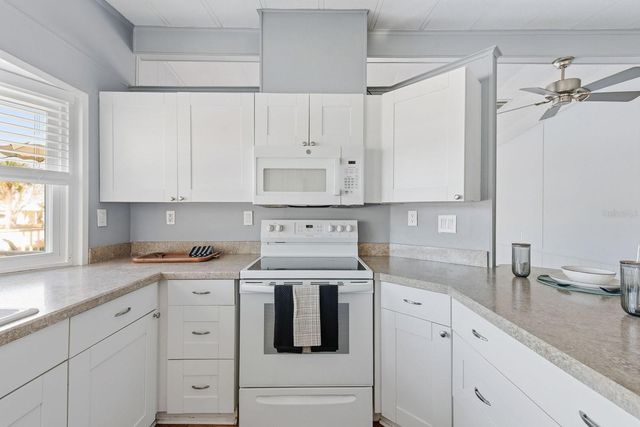 707 TANGERINE WOODS BOULEVARD, Englewood, FL 34223