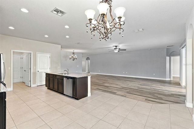 1423 ALEXINGTON AVENUE, Deltona, FL 32725