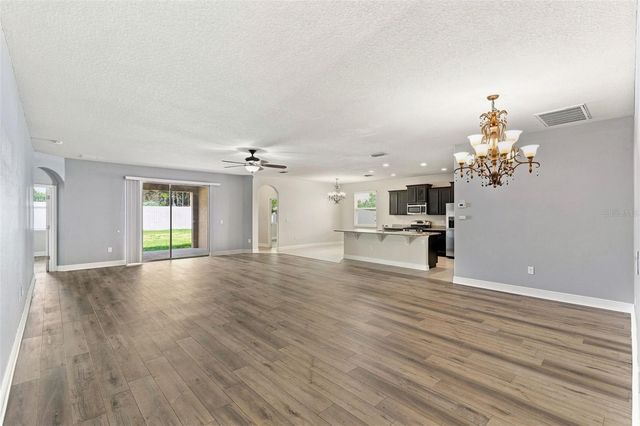 1423 ALEXINGTON AVENUE, Deltona, FL 32725